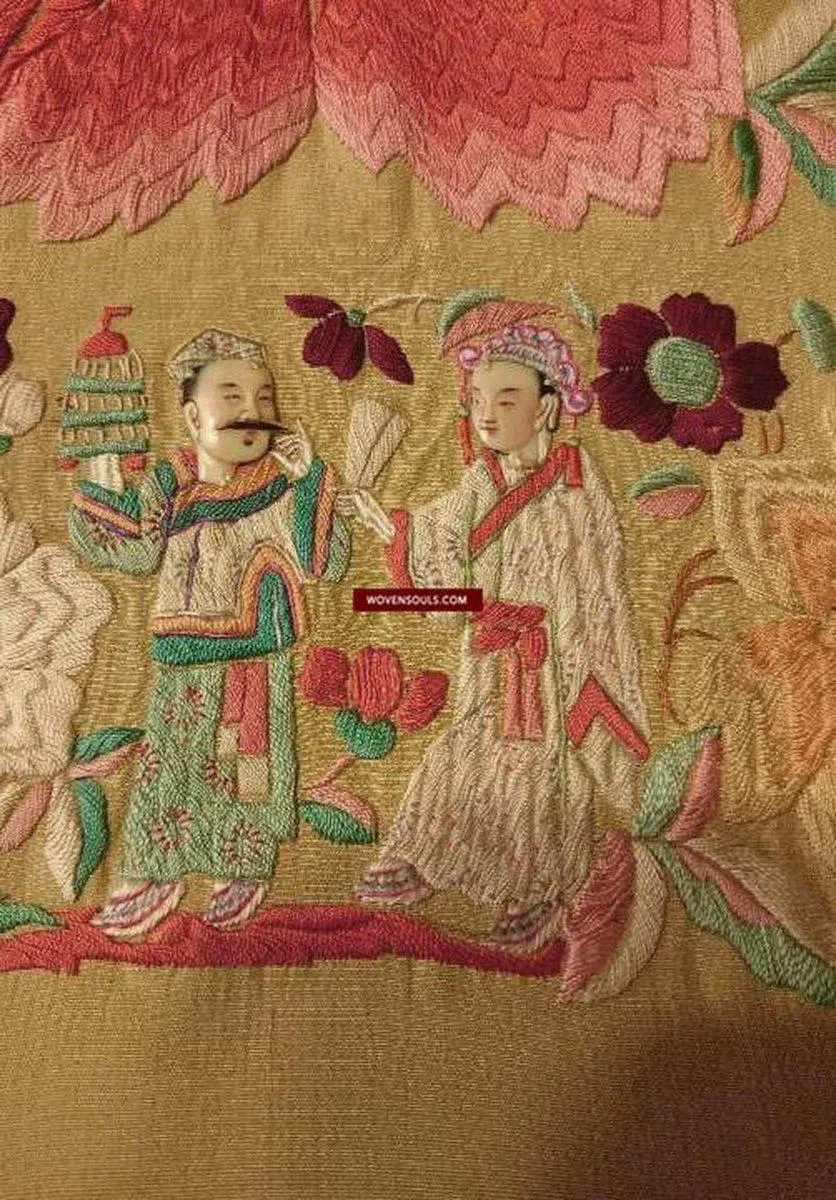 1157 Antique Double Sided Embroidery Manila Manton - Cantonese Embroidery with faces