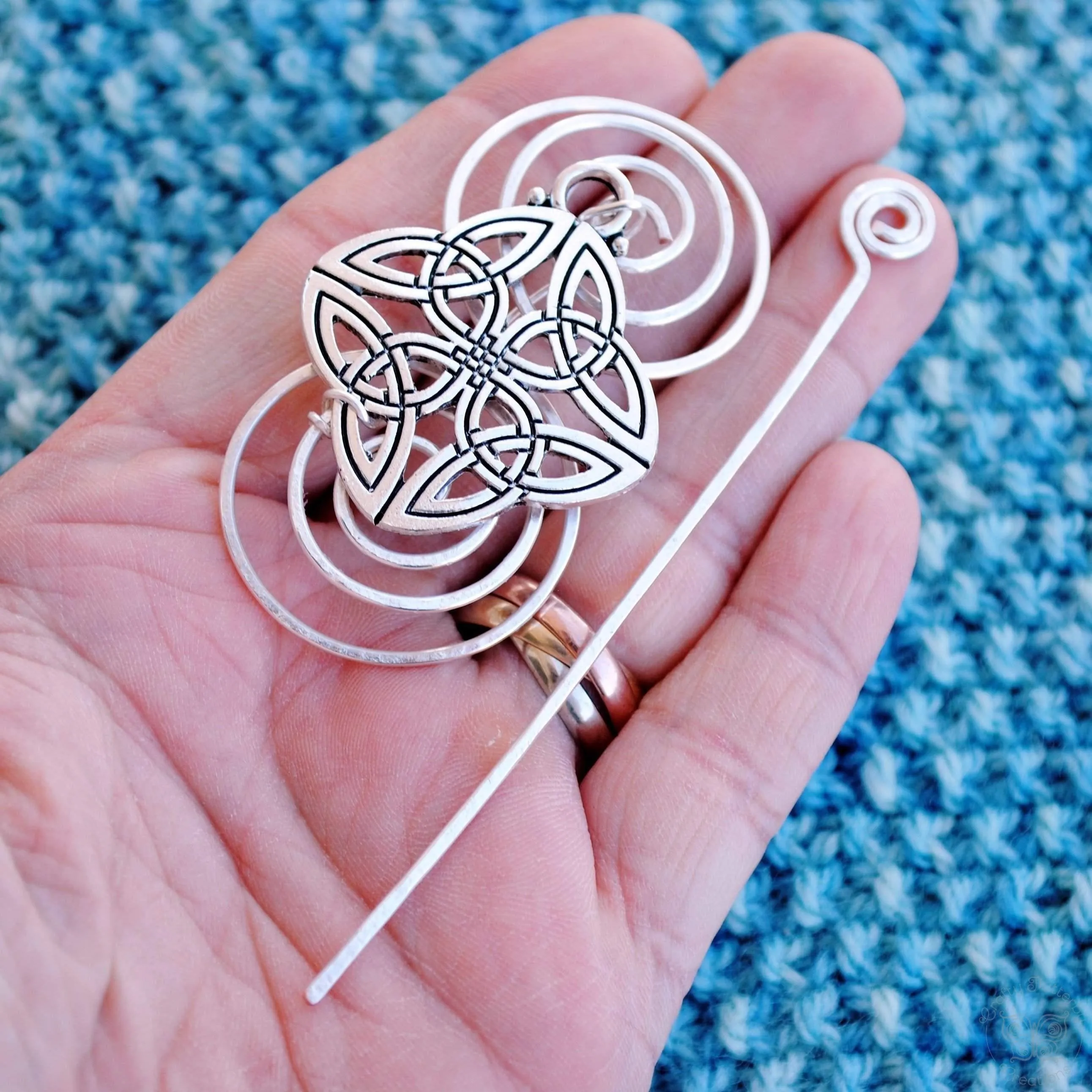 Celtic Knot Shawl Pin - Charmed Silver